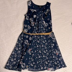 Jason Wu Large Navy blue white floral with yellow belt Sleeveless dress